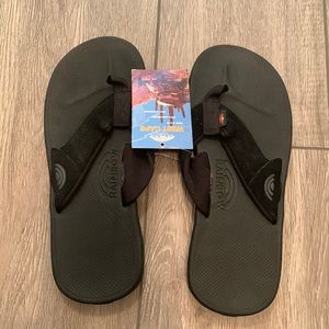 Rainbow West Cape-Black Flip Flops (NWT)